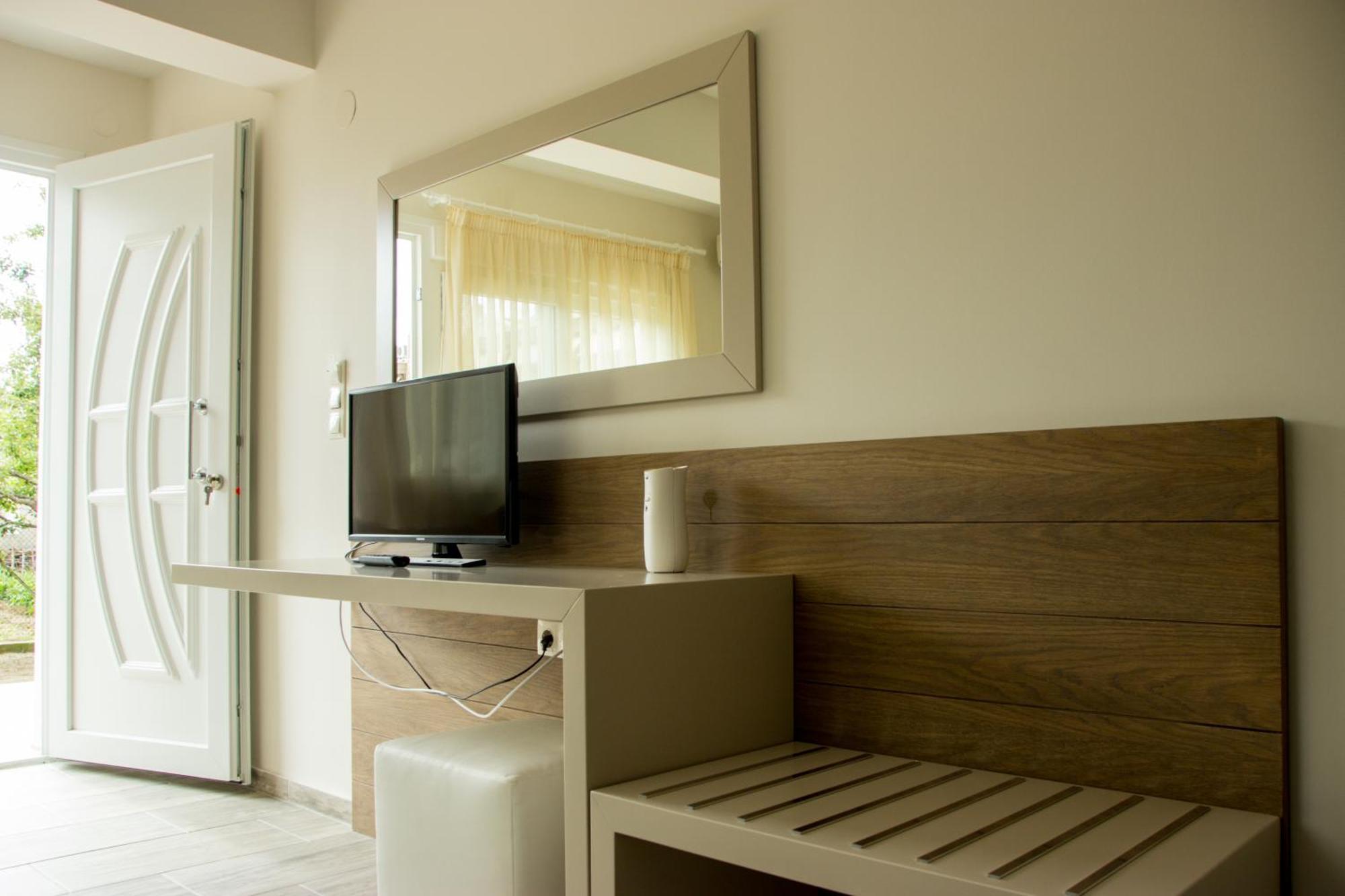 Erofilio Apartment Керамоти Екстериор снимка